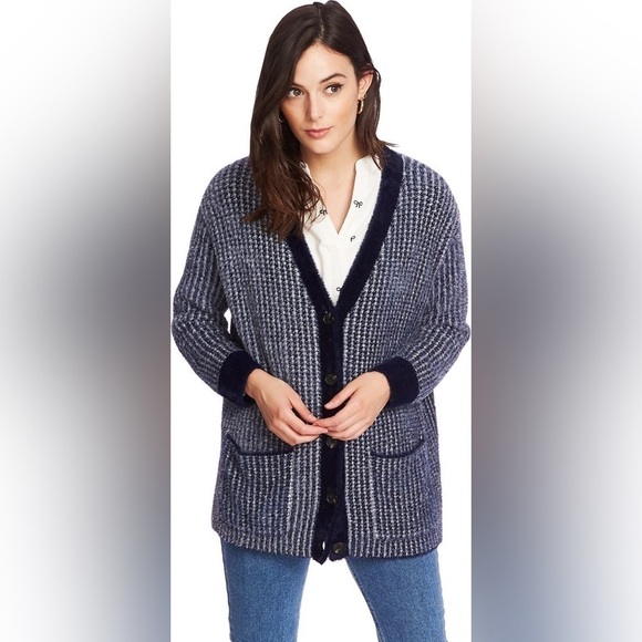 NEW Court & Rowe Houndstooth Eyelash Knit Cardigan in Navy Crush - Picture 5 of 6
